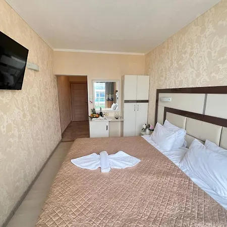 Hotel Family Gallery
